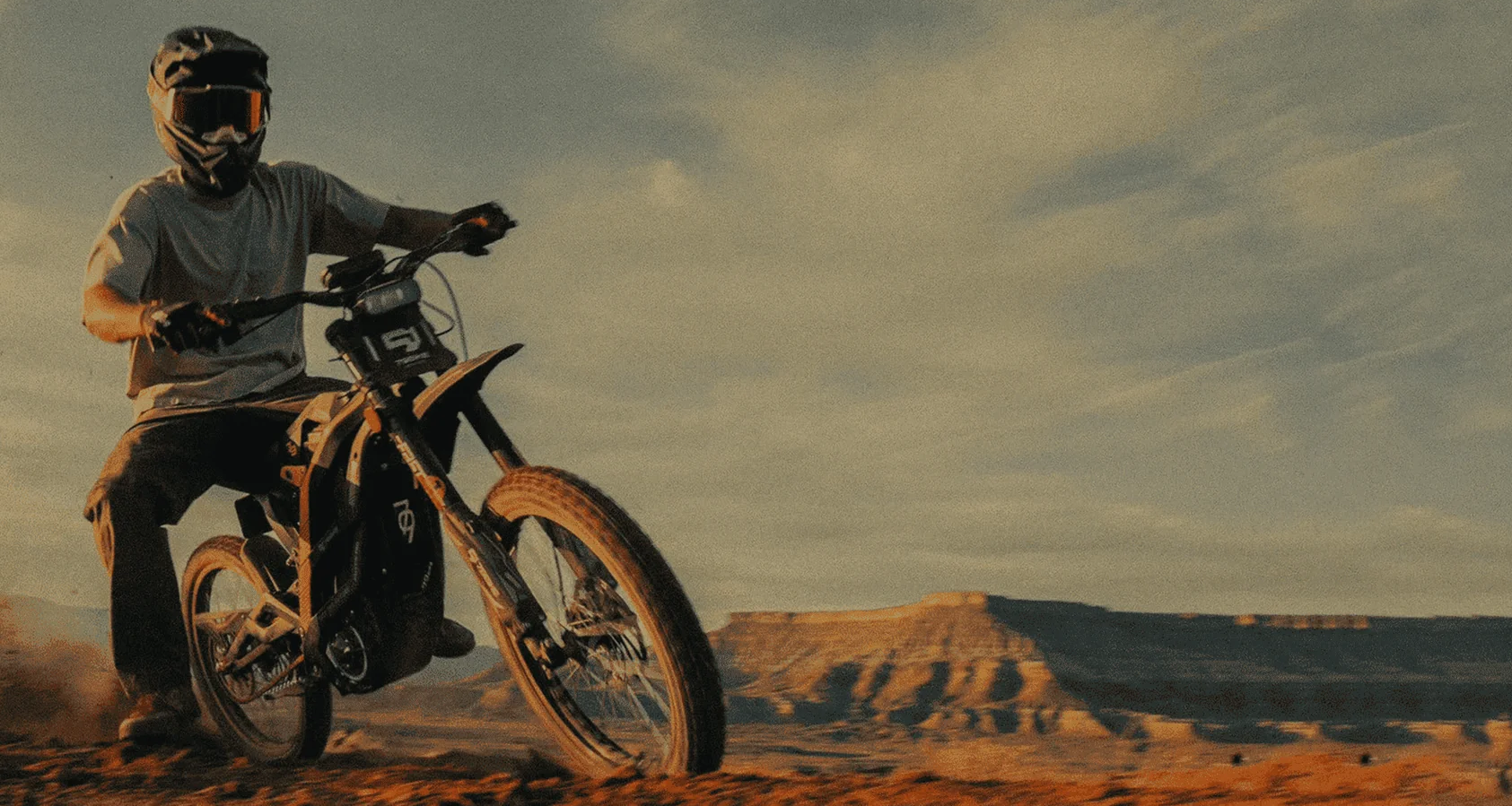 Night Riding Safety for Electric Dirt Bikes: A Journey Under the Stars